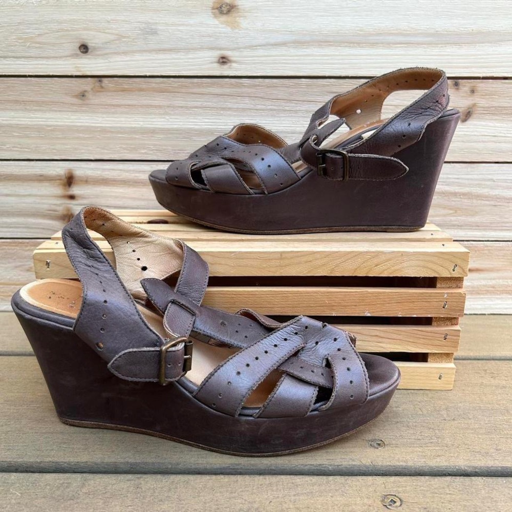 Y2K Purple Barney's Leather Wedge Sandals w/ Buckle Closure